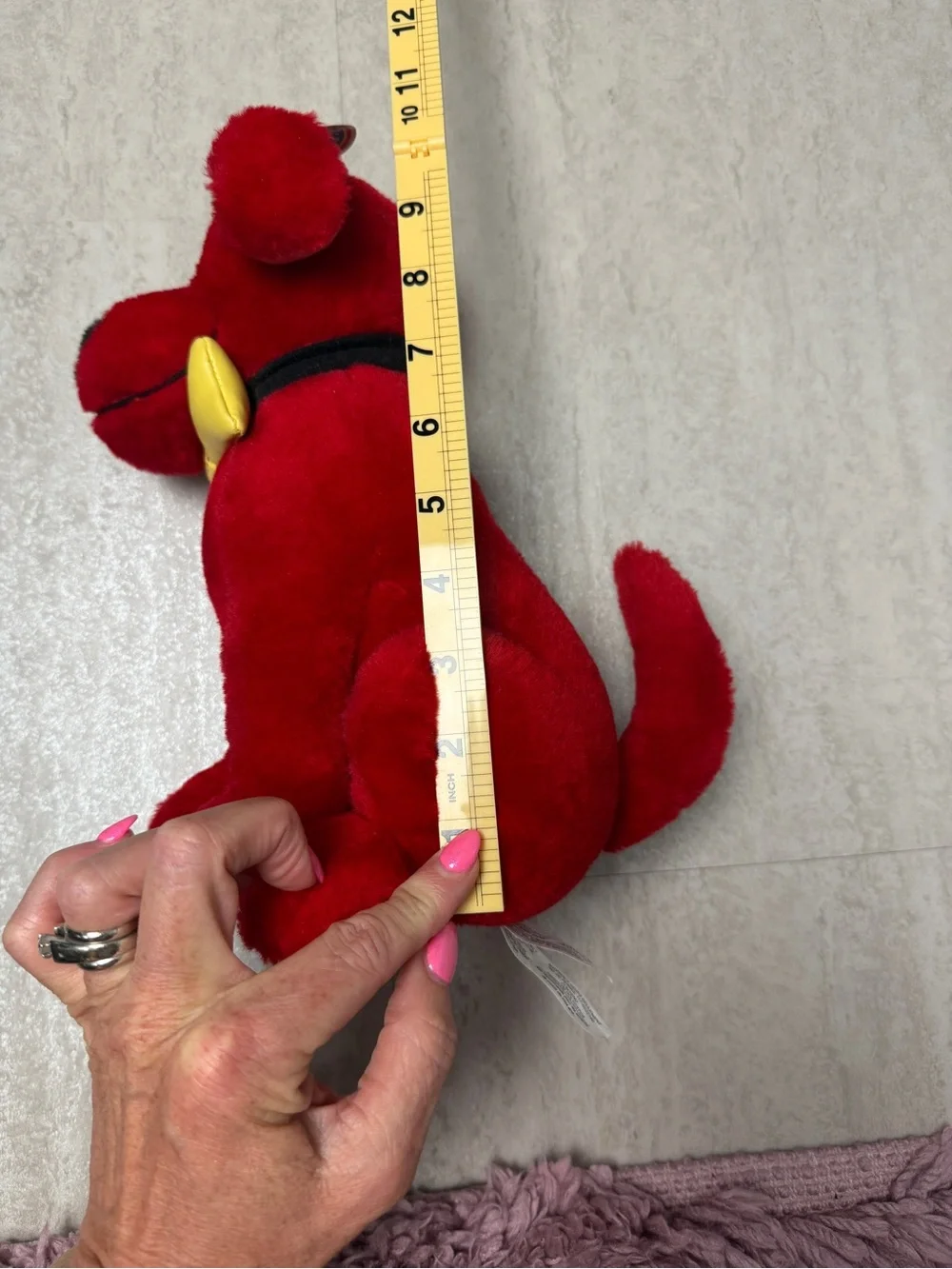Vintage 2001 Clifford the Big Red Dog Plush stuffie